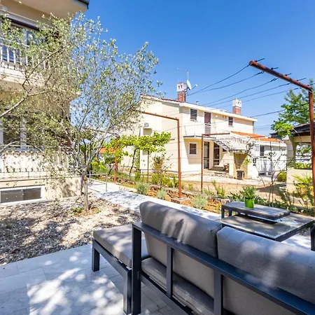 Apartamento Daisy Vantacici