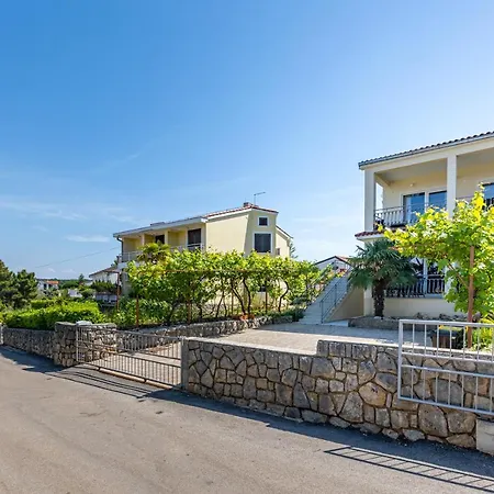 Daisy Appartement Vantacici