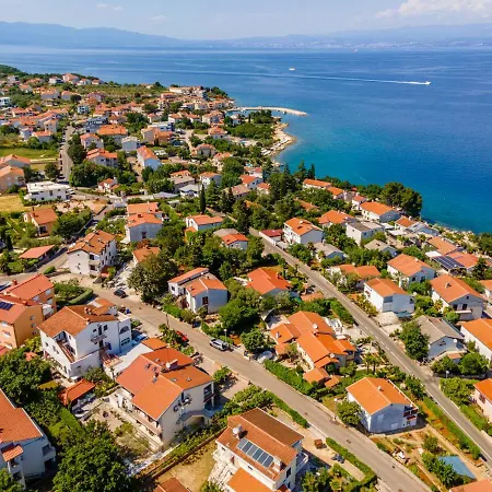 Διαμέρισμα Daisy Vantacici