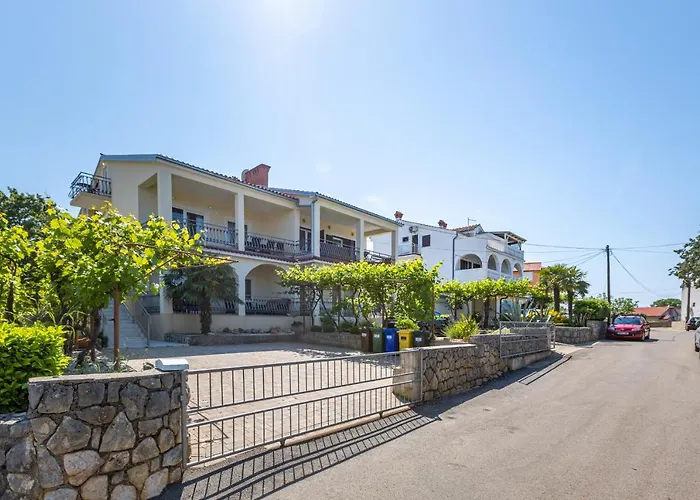 Daisy Apartmán Vantacici