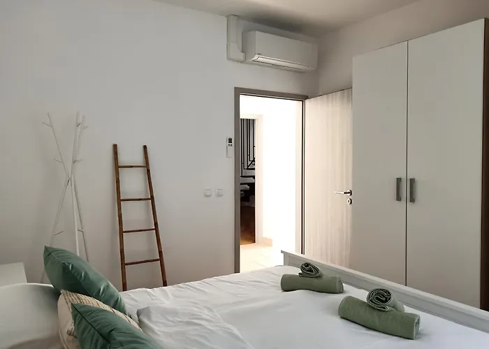 Daisy Apartmán Vantacici